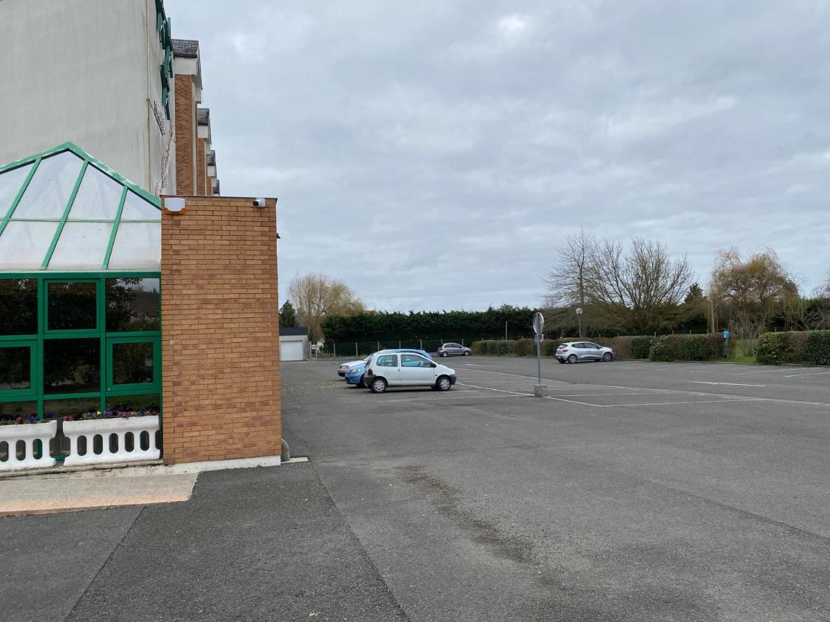 Cit'Hotel La Pyramide Romorantin-Lanthenay Exterior foto